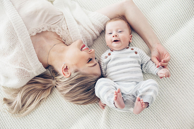 plastika prsou a kojení